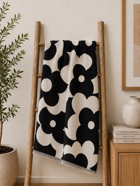 roomy Other - Roomy Reversible Floral Throw Blanket Black White Scandinavian 51x71 NWT